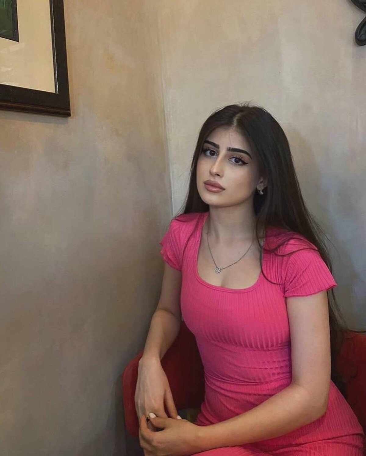 Escorts Near Sheraton New Saket Delhi
