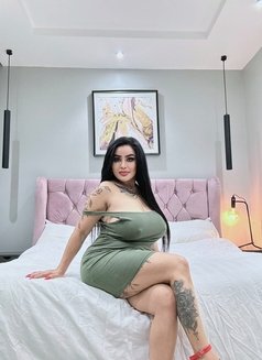 Zoerina Lyons